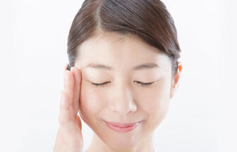 眼瞼下垂と片頭痛